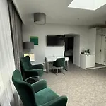 Ξενοδοχείο με διαμερίσματα Stara Biblioteka
