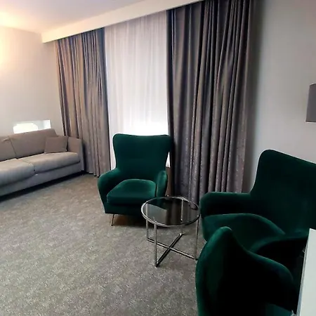 Stara Biblioteka Apartmanhotel