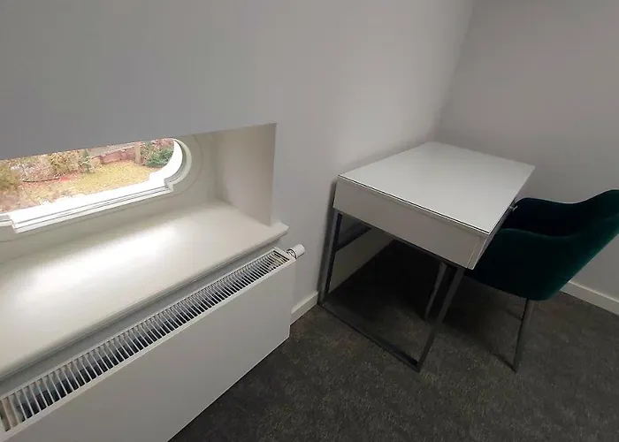 Aparthotel Stara Biblioteka 4*