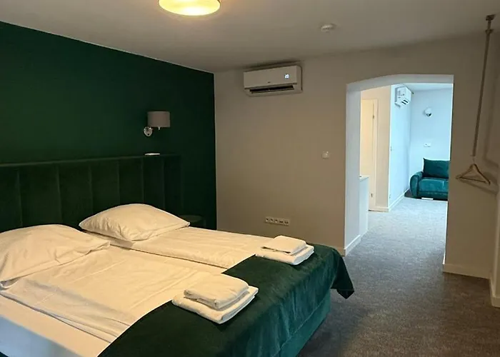 Stara Biblioteka 4* Vratislav